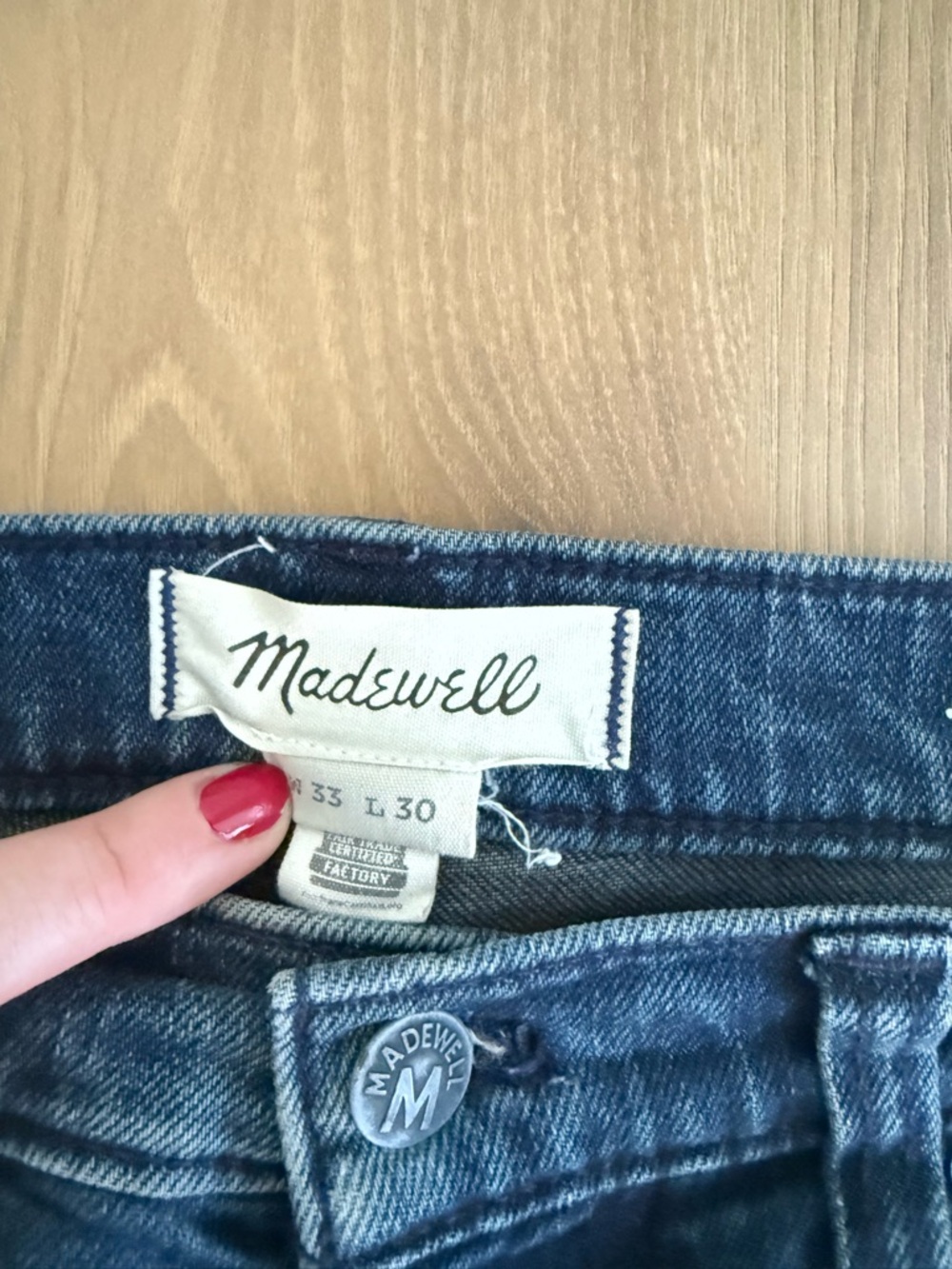 Madewell Men’s Relaxed Taper Jeans - Dark Blue - Picture 4 of 5